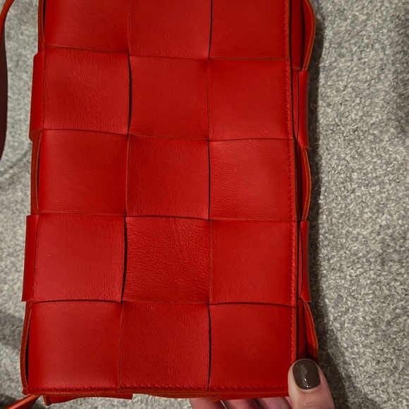 BOTTEGA VENETA Intrecciato Cassette Crossbody Bag Bright Red - Picture 14 of 14